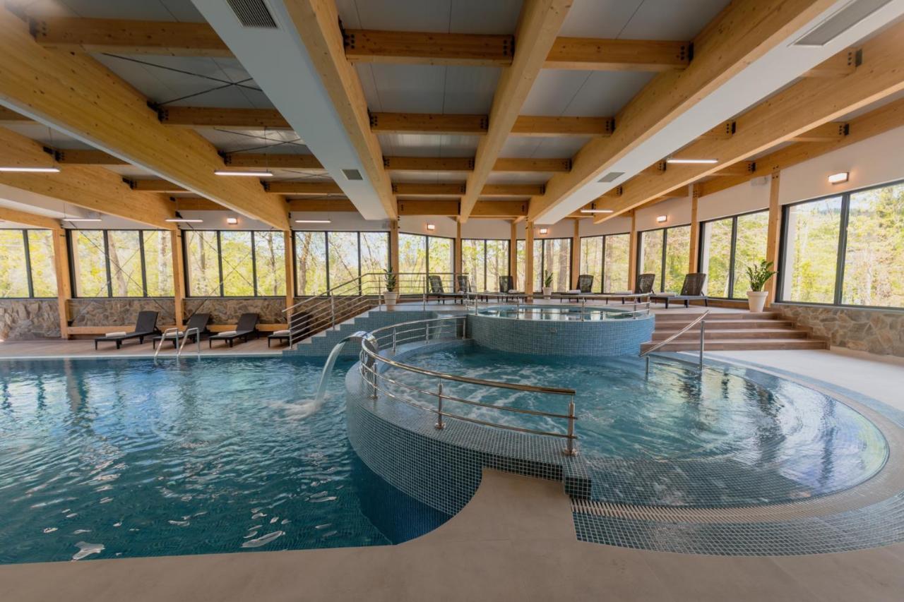 Country Club Zywiec Hotel Spa I Domki Caloroczne Exterior photo