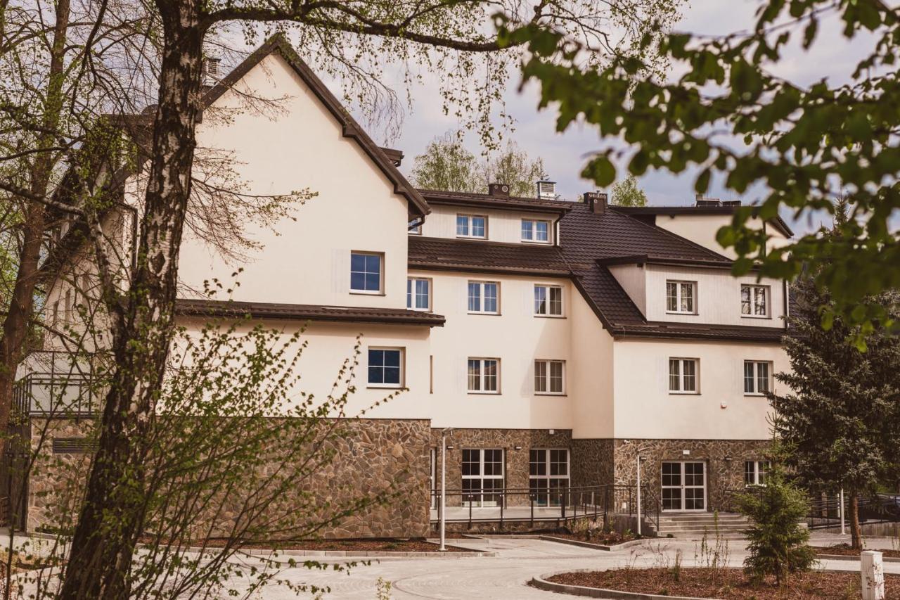 Country Club Zywiec Hotel Spa I Domki Caloroczne Exterior photo